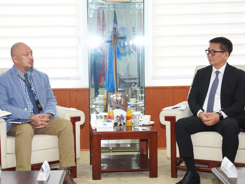 НҮБ-ын Мансууруулах бодис, гэмт хэрэгтэй тэмцэх албаны төлөөлөгчидтэй уулзав